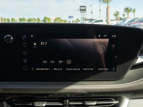 New 2026 Buick Envista Sport Touring w/ Convenience I Package FWD image 17