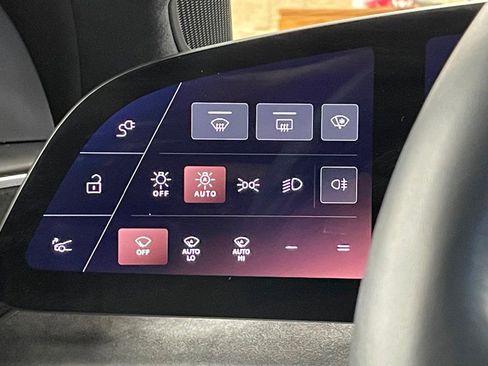 Used 2023 Lucid Air Grand Touring image 33