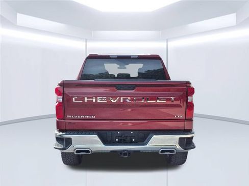 Used 2024 Chevrolet Silverado 1500 LTZ w/ Z71 Off-Road Package AWD/4WD image 5