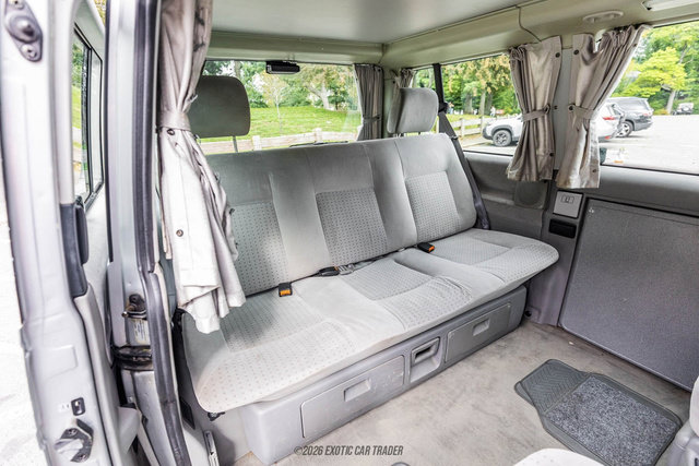 Used 2002 Volkswagen Eurovan MV FWD image 34