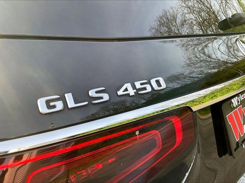 Used 2022 Mercedes-Benz GLS 450 4MATIC image 23