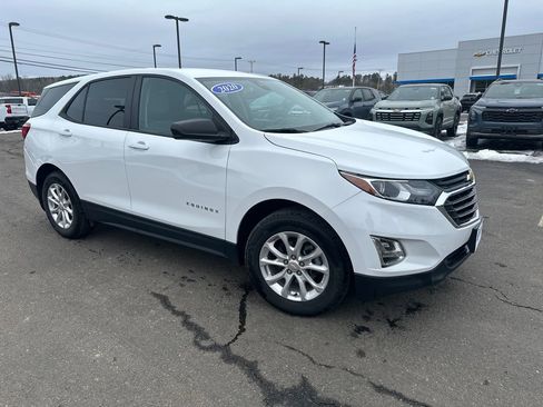 Used 2020 Chevrolet Equinox LS w/ LS Convenience Package image 7