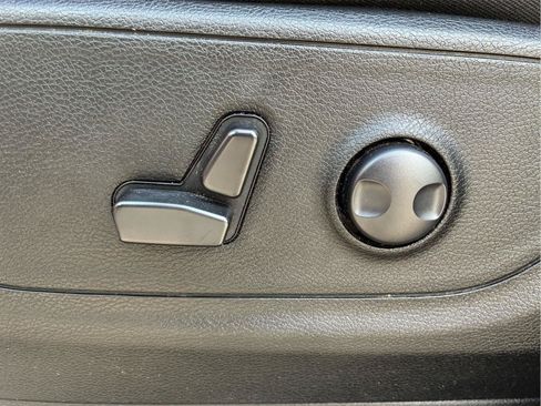 Used 2023 RAM 1500 Big Horn AWD/4WD image 14