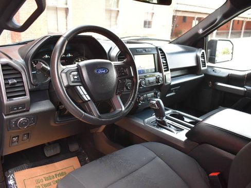 Used 2020 Ford F150 XLT w/ Equipment Group 302A Luxury AWD/4WD image 11