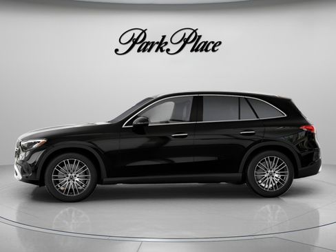 Used 2026 Mercedes-Benz GLC 300 image 6