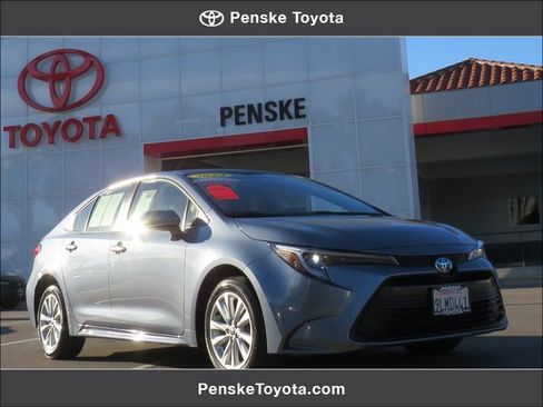 Certified 2024 Toyota Corolla LE image 1