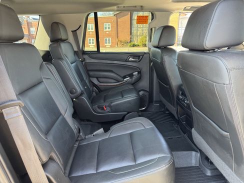 Used 2019 Chevrolet Tahoe LT image 38