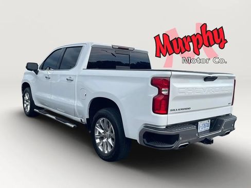 Used 2020 Chevrolet Silverado 1500 LTZ AWD/4WD image 3
