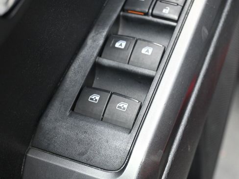 Certified 2017 Toyota Tacoma TRD Sport w/ Tow Package (A/T) image 12