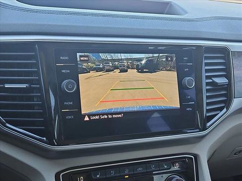 Used 2019 Volkswagen Atlas SEL Premium image 14