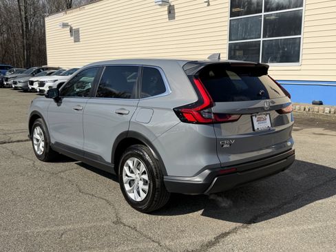 Used 2025 Honda CR-V LX image 4