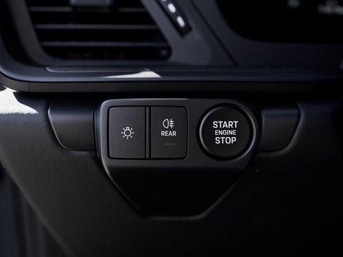 Used 2025 Porsche 911 Carrera 4 GTS w/ Premium Package image 40