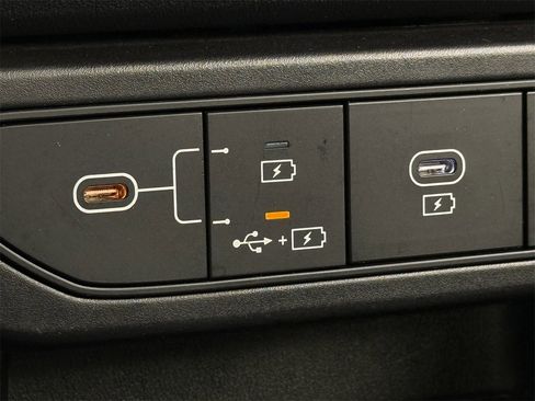 Used 2025 Kia K4 LXS image 17