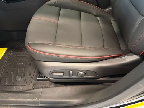 New 2026 Chevrolet TrailBlazer RS w/ Convenience Package AWD/4WD image 12