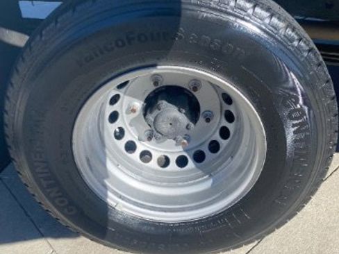 Used 2016 Freightliner Sprinter 3500 image 28