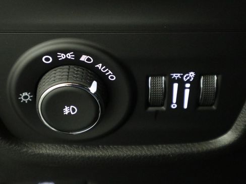 New 2025 Jeep Grand Cherokee L Limited image 35