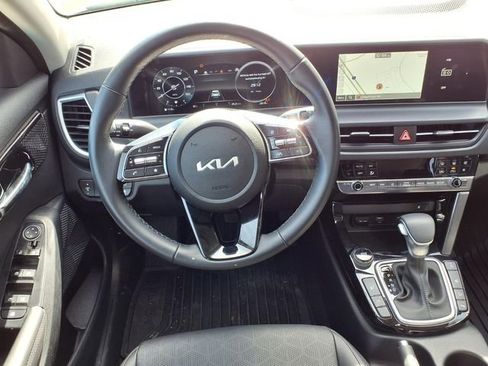 New 2026 Kia Seltos EX w/ EX Sunroof Package image 2