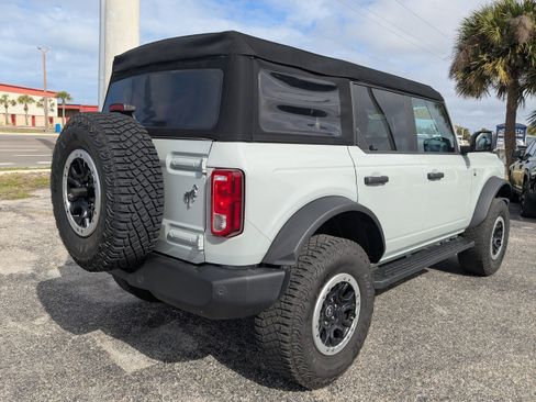Used 2023 Ford Bronco Big Bend w/ Sasquatch Package AWD/4WD image 4