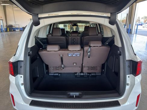 New 2026 Honda Odyssey Touring image 12