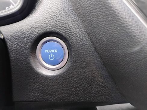 Used 2021 Toyota Corolla LE image 22