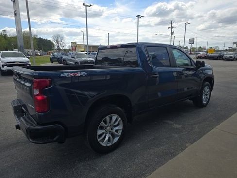 Used 2022 Chevrolet Silverado 1500 Custom image 5