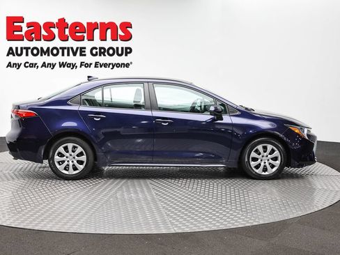 Used 2024 Toyota Corolla LE FWD image 4