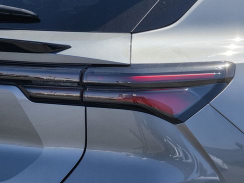 New 2026 Chevrolet Equinox EV LT w/ LPO, Blackout Package image 12