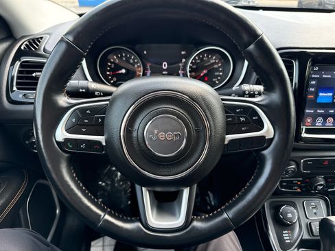 Used 2018 Jeep Compass Limited AWD/4WD image 20