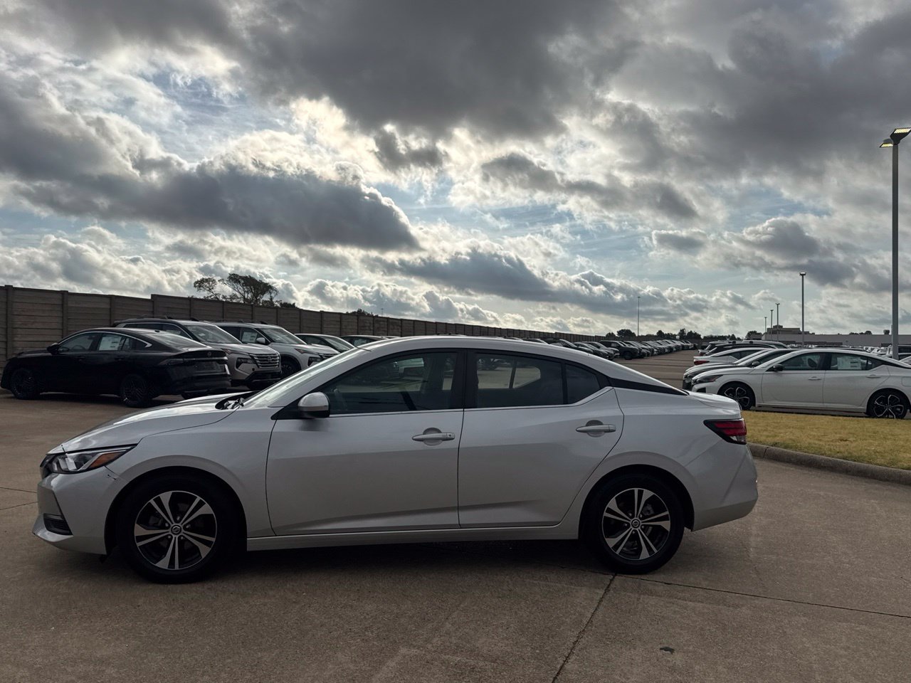 Certified 2023 Nissan Sentra SV FWD image 12