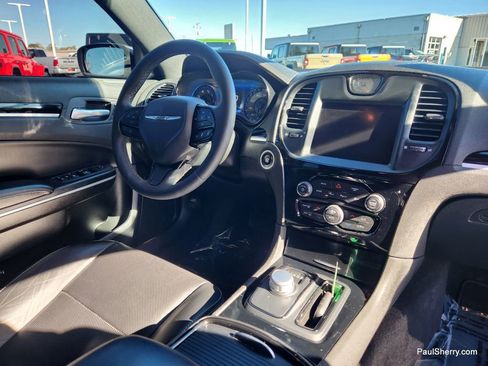 Used 2023 Chrysler 300 S w/ Comfort Group image 2