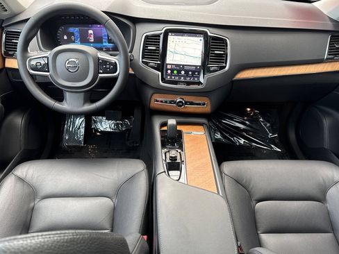 Used 2023 Volvo XC90 T8 Plus AWD/4WD image 14