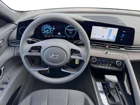 New 2026 Hyundai Elantra Sport image 17