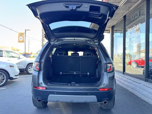 Used 2018 Land Rover Discovery Sport SE AWD/4WD image 25