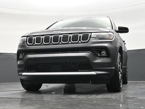 Used 2023 Jeep Compass Limited AWD/4WD image 27