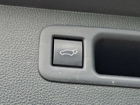 Used 2021 Toyota Highlander Platinum AWD/4WD image 29