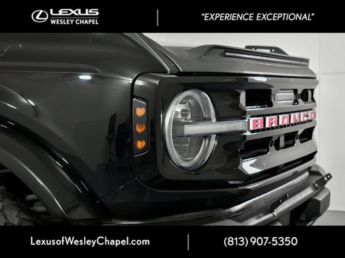 Used 2023 Ford Bronco Outer Banks image 3