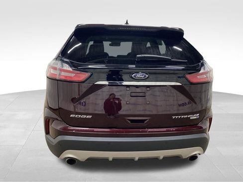 Used 2020 Ford Edge Titanium image 5