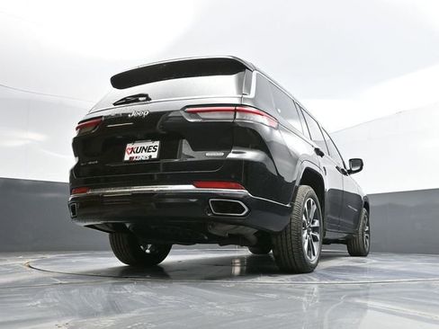 Used 2021 Jeep Grand Cherokee L Overland w/ Luxury Tech Group IV image 58