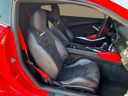 Used 2021 Chevrolet Camaro ZL1 image 7