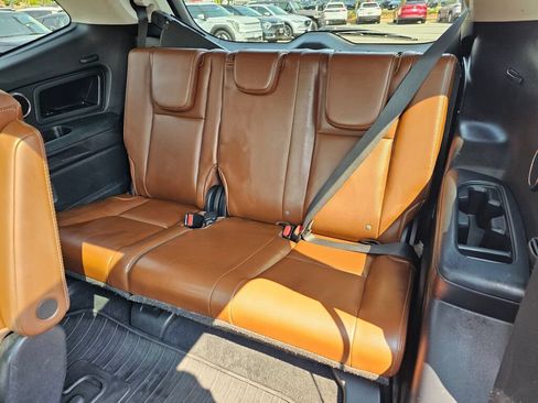 Used 2019 Subaru Ascent Touring w/ Popular Package #3 AWD/4WD image 26