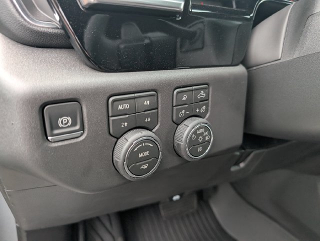 New 2026 Chevrolet Silverado 1500 LT Trail Boss w/ LT Trail Boss Premium Package AWD/4WD image 17