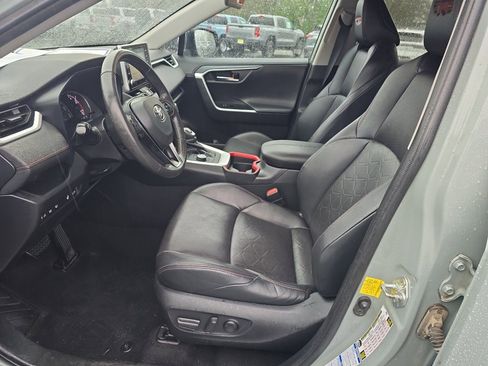 Used 2021 Toyota RAV4 TRD Off-Road image 16