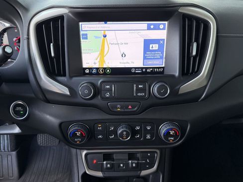 Used 2022 GMC Terrain Denali w/ Denali Premium Package image 19