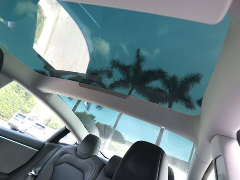 Used 2025 Tesla Model 3 Long Range RWD image 19
