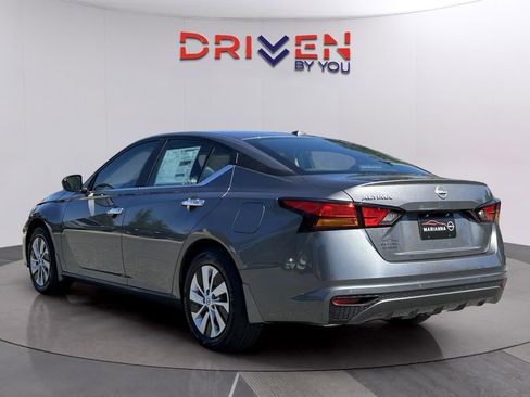 New 2025 Nissan Altima 2.5 S image 3