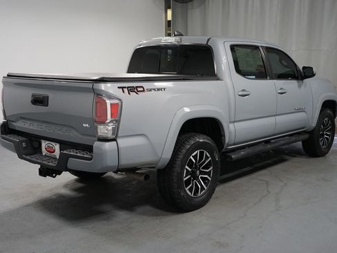 Used 2021 Toyota Tacoma TRD Sport image 8