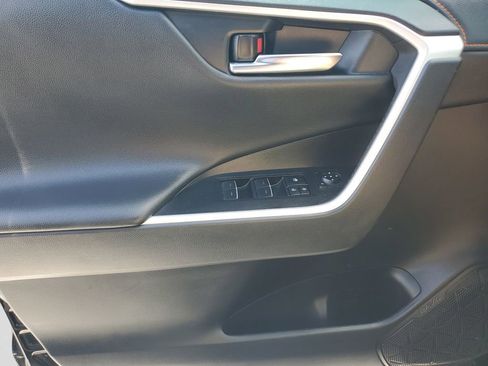 Used 2022 Toyota RAV4 Adventure AWD/4WD image 18