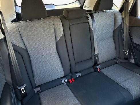 Used 2022 Nissan Rogue SV image 16