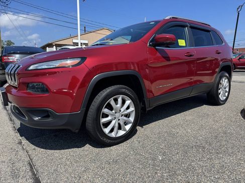 Used 2014 Jeep Cherokee Limited AWD/4WD image 3