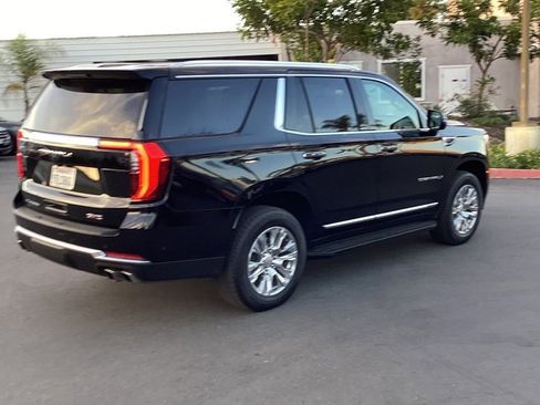 Used 2025 GMC Yukon Denali image 1